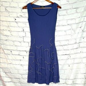 Veeca Blue & Beige Sleeveless Pleated Bodice Dress Size X-Small